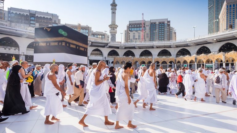 بعثة الحج تعلن اكتمال وصول جميع الحجاج العراقيين للديار المقدسة