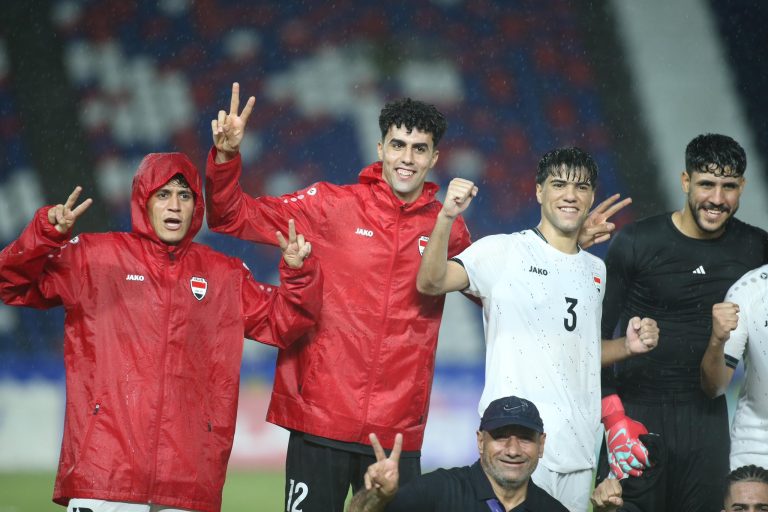 صور/ أفراح فوز منتخبنا الأولمبيّ على نظيره الباكستاني في التصفياتِ المؤهلة إلى نهائيات آسيا .