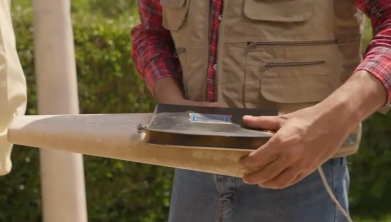 تحذيرات رسمية الاعلام والاتصالات تحذر من استخدام أجهزة الشبكات غير المرخصة وتفرض غرامات على مستخدميها.