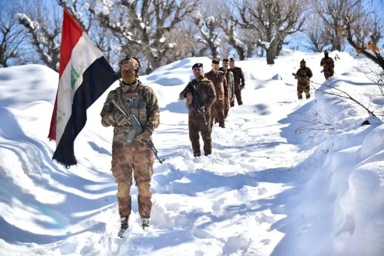 حرس الحدود العراقي رغم قساوة الطقس